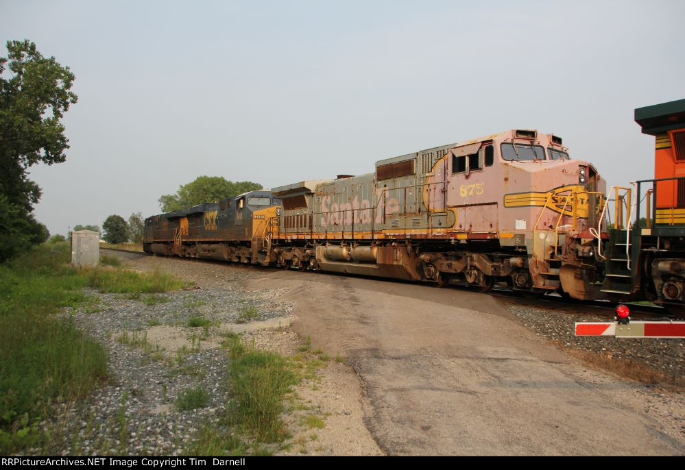 ATSF 875 on M332 